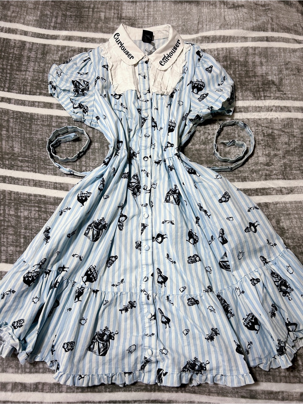 Alice in Wonderland coquette otome dress
